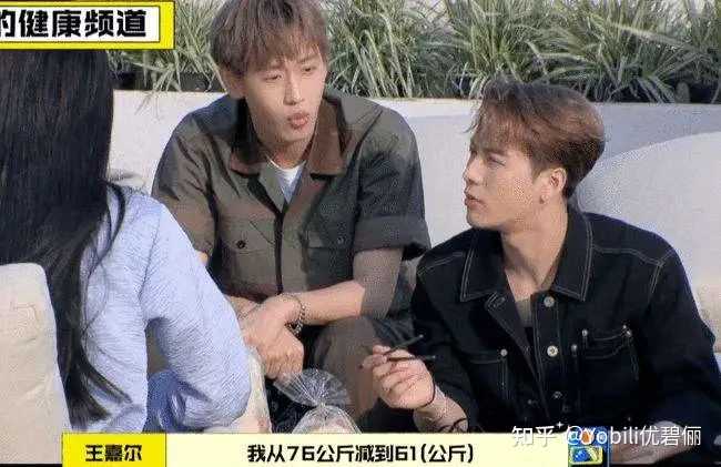 健身男神明星_健身明星男后卫图片_70后的健身男明星
