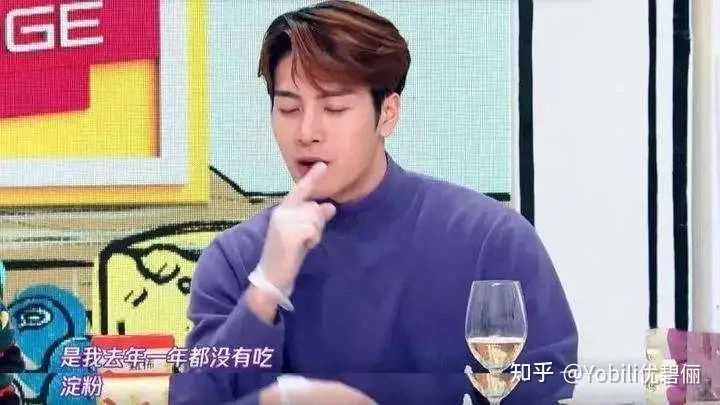 70后的健身男明星_健身男神明星_健身明星男后卫图片
