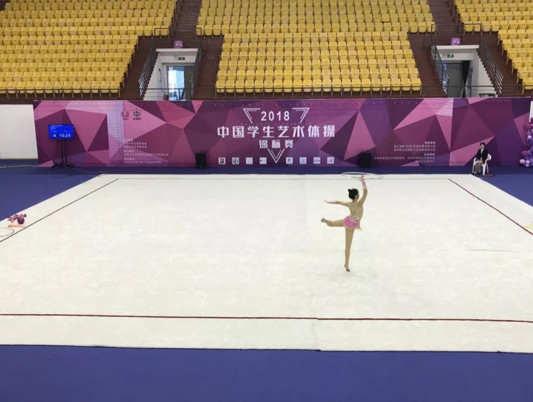 体操队在读大学生_体校体操队_大学体操队女神